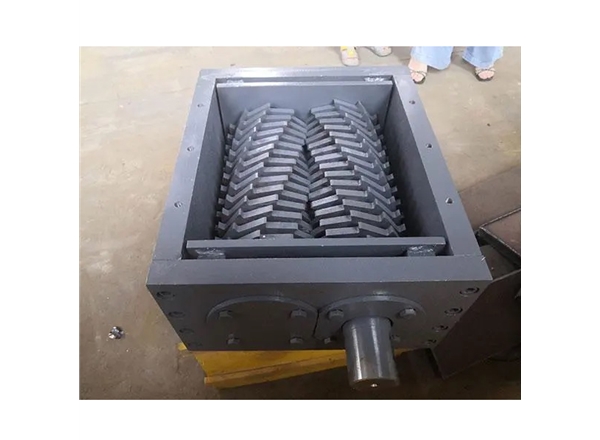 安徽撕碎機(jī)廠家,設(shè)備在緊急情況下的應(yīng)急處理措施