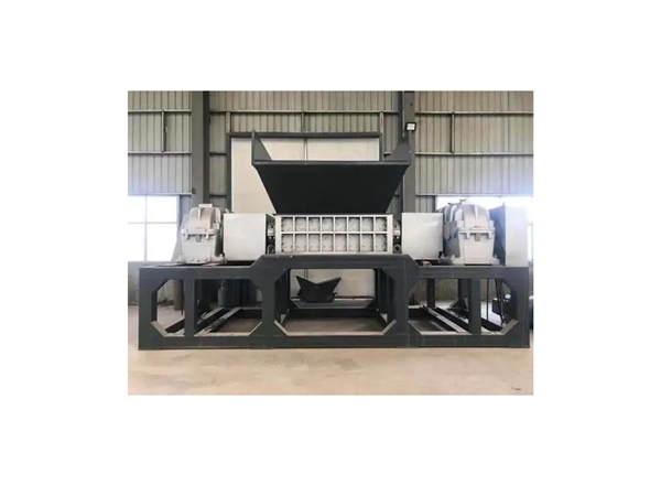 安徽大型撕碎機(jī)的刀具設(shè)計有何特點？